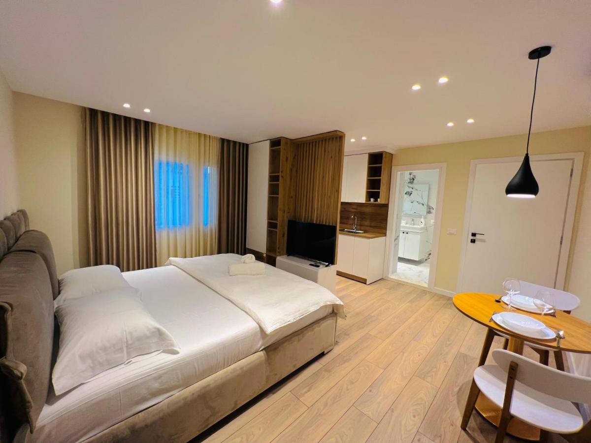 Tirana Center Hideaway Apartment Exterior foto